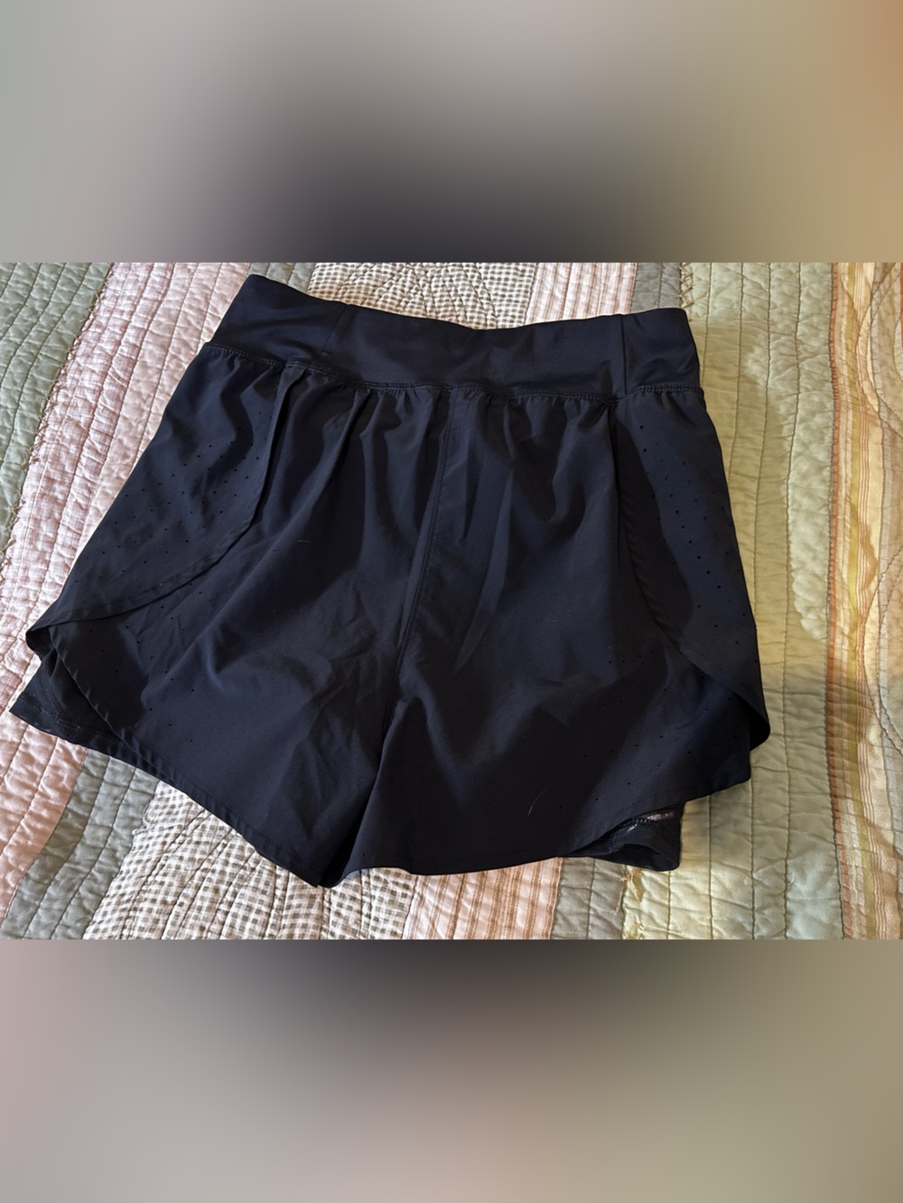 All In Motion Shorts - Picture 6 of 10
